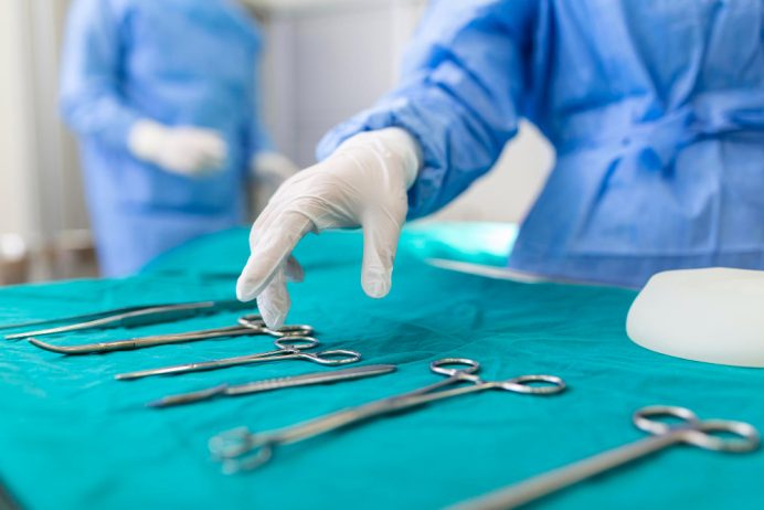 chirurgie în București