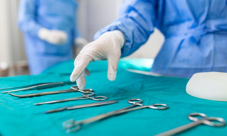 chirurgie în București